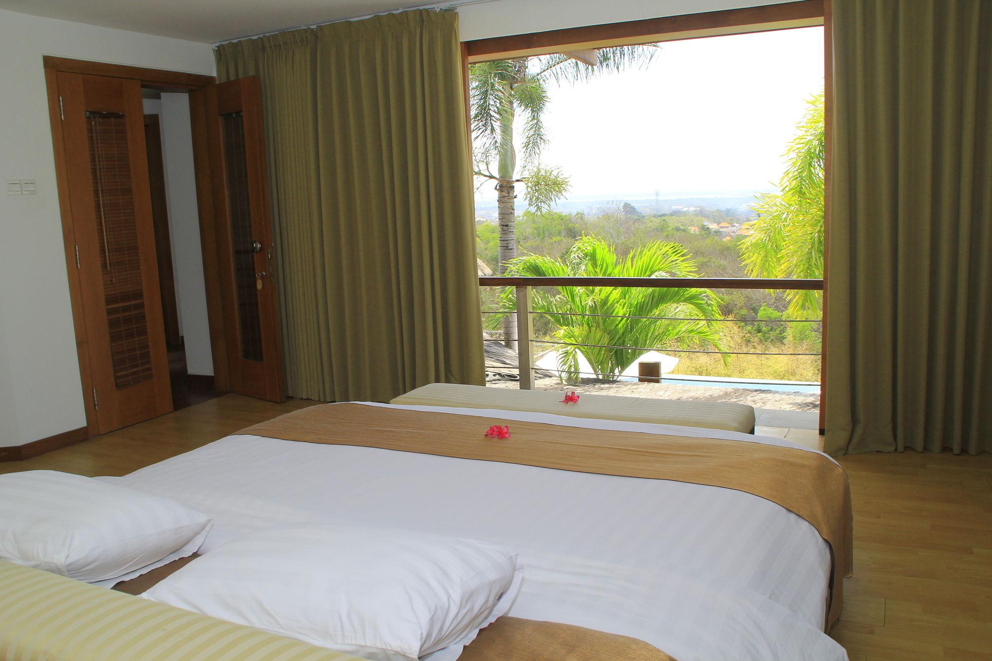 วิลลา เฮนนิง บูติค โฮเทล& สปา Hotel จิมบาราน ภายนอก รูปภาพ