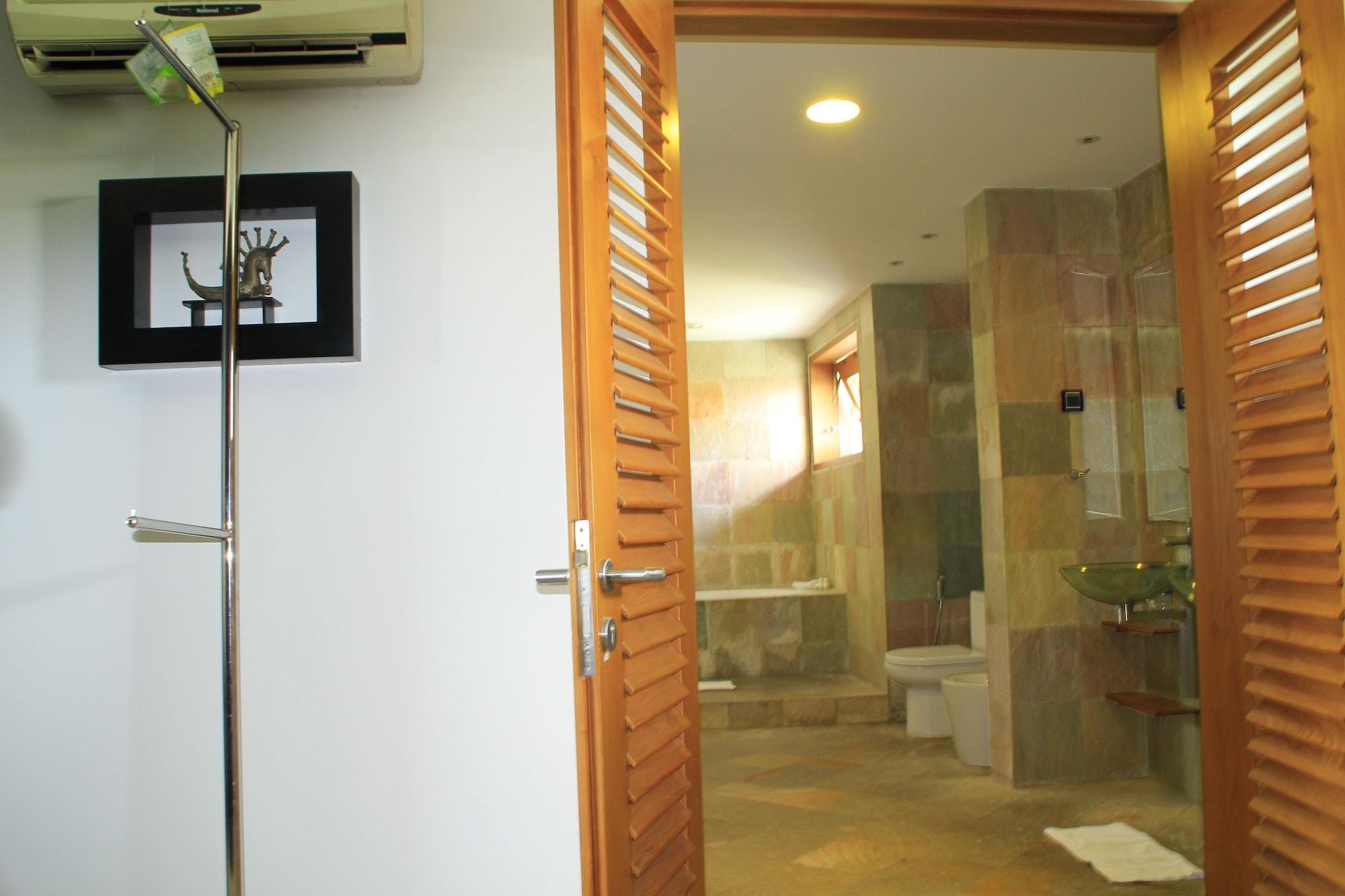 วิลลา เฮนนิง บูติค โฮเทล& สปา Hotel จิมบาราน ภายนอก รูปภาพ